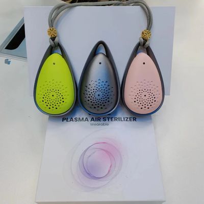 96 X 56 X 33 มิลลิเมตร เครื่องกําจัดอากาศแบบพกพา เครื่องทําความสะอาดอากาศแบบ Hepa สําหรับคลินิก 0.2W