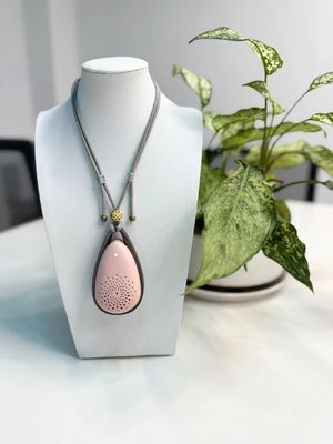 Compacto 96*56*33mm Purificador de aire portátil de 21 horas de funcionamiento continuo Batería de 850mAh Ultra-silencioso