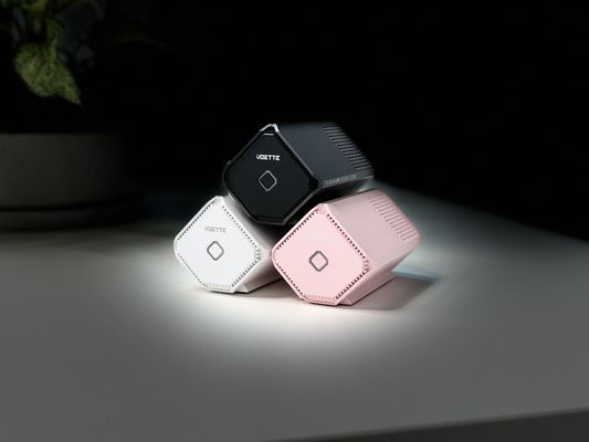 Air Freshing Car Air Purifier 3 W Low Noise Level 27 Db 13 Hours Working Time