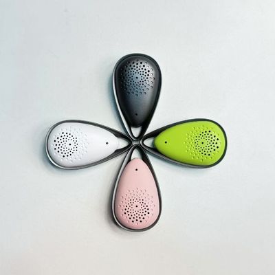 Portable and Lightweight Wearable Air Purifier Battery Capacity 850 MAh 96*56*33mm Noise Level 20dB A