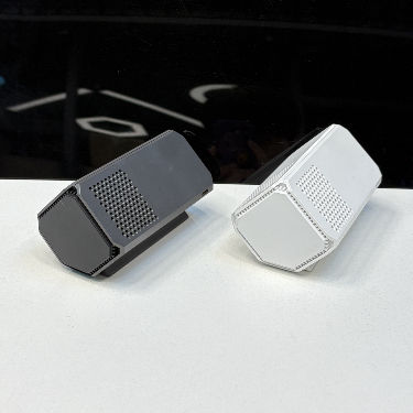 Compact Car Air Purifier with Customizable Colors and CE/FCC/RoHS Certified Plasma Air Sterilizer